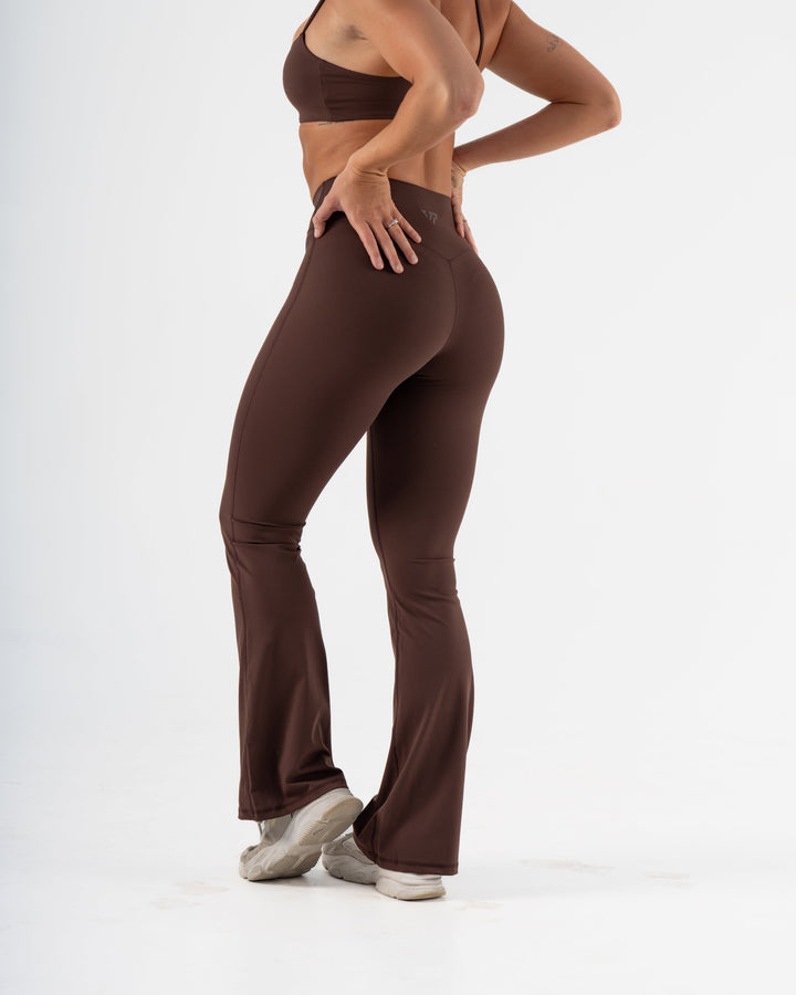SIGNATURE FLARE PANTS LONG LENGTH - ESPRESSO