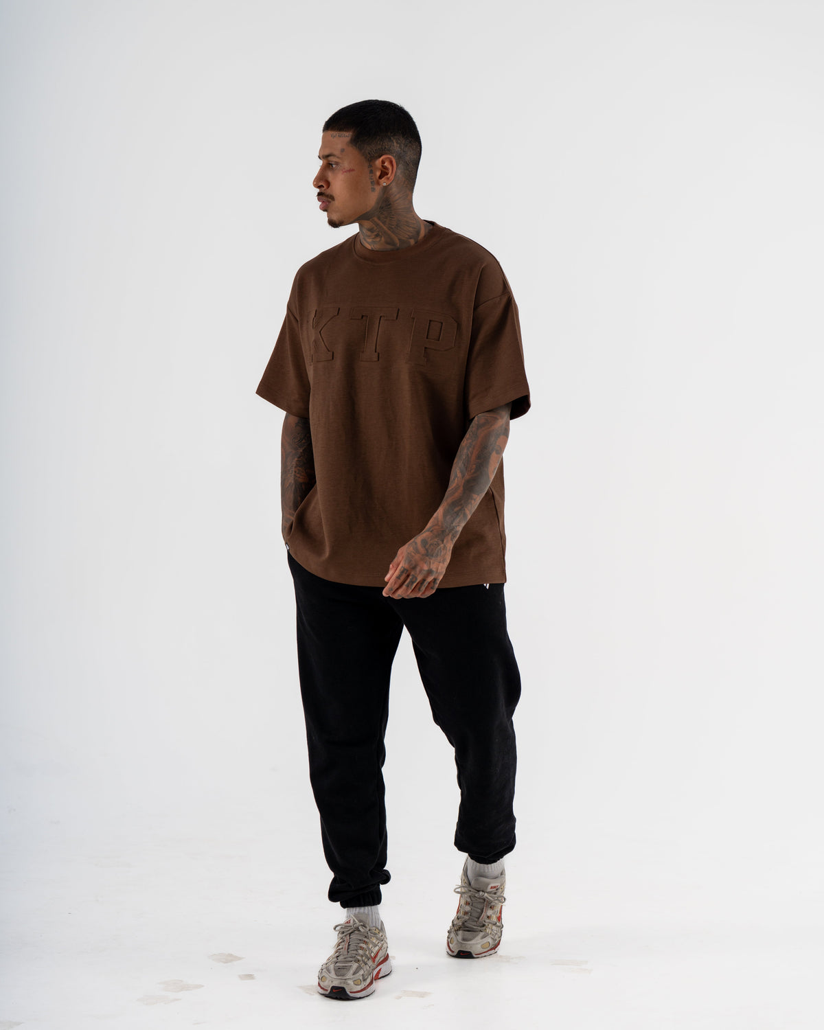 EMBOSSED KTP TEE 2 - BROWN