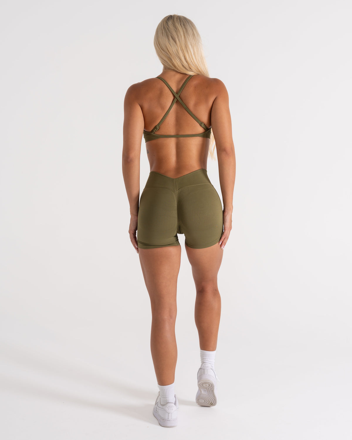 LJ V-BACK SCRUNCH SHORTS - DARK KHAKI GREEN