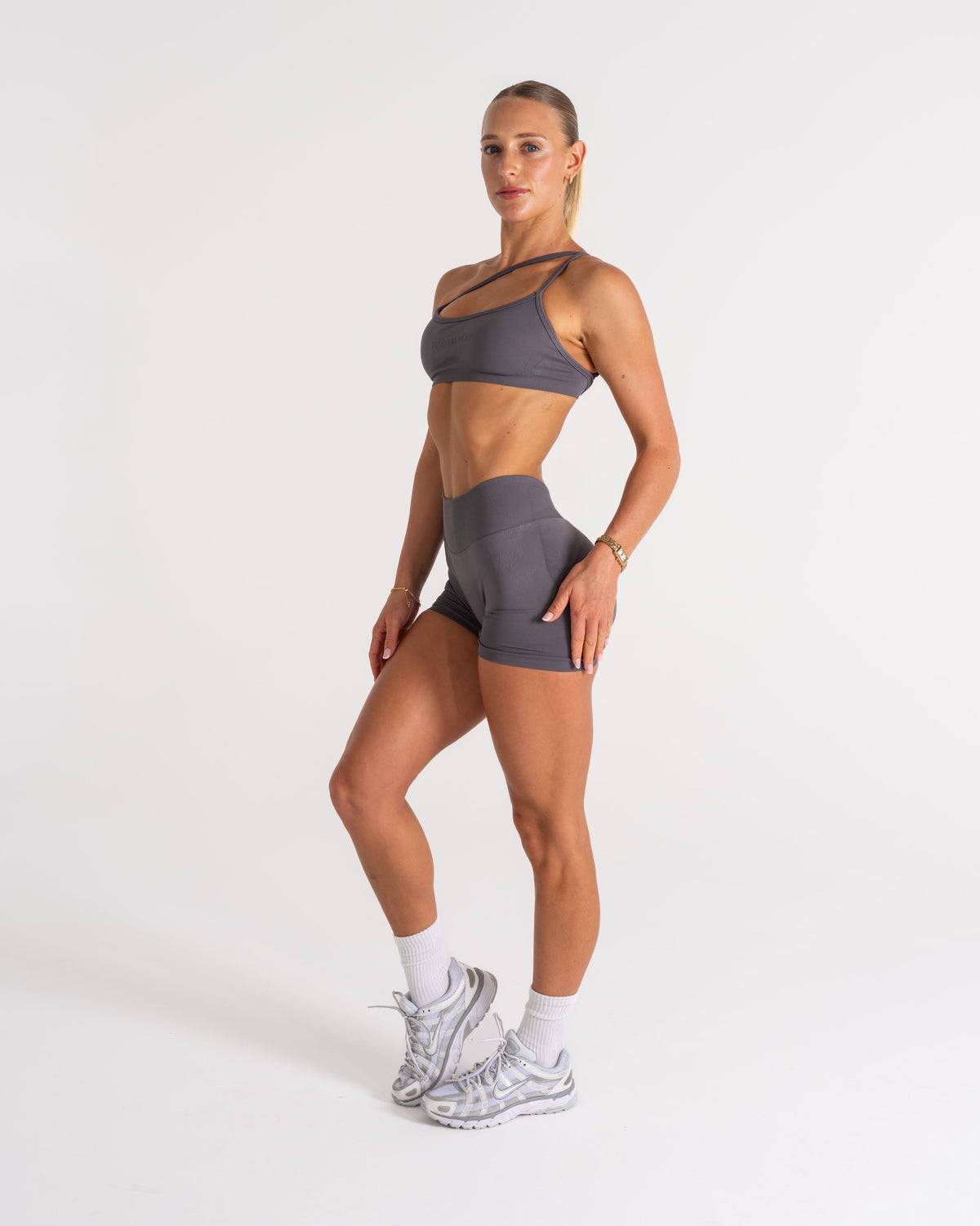 LJ CROP - STORM
