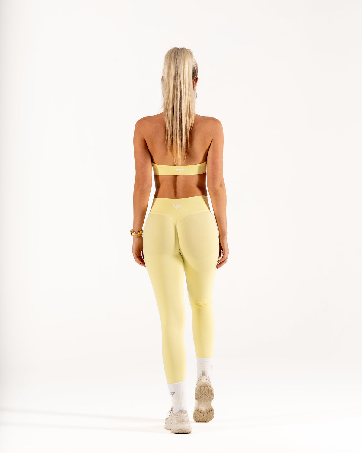 RECOIL HALTER CROP - LEMON