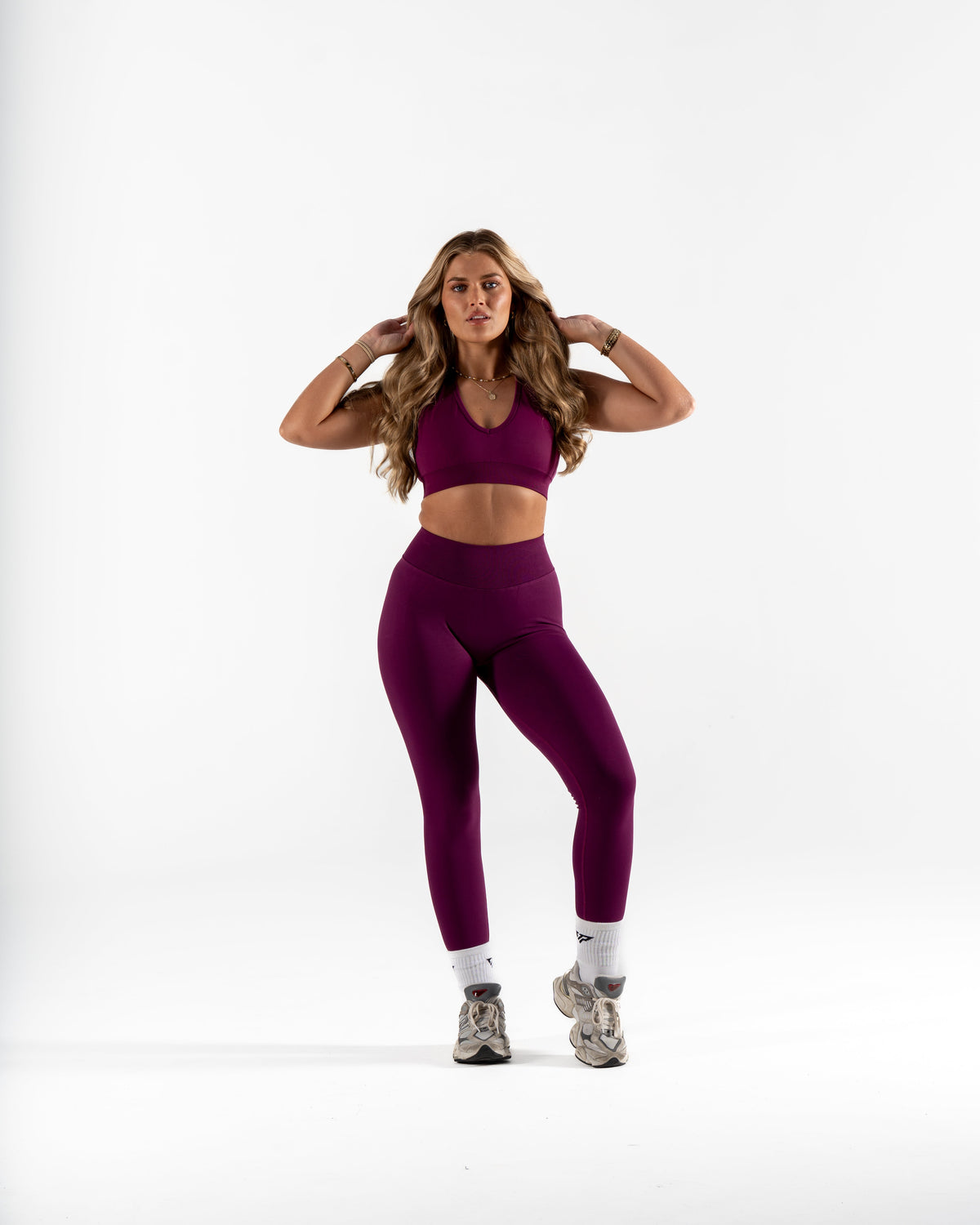 RECOIL HALTER CROP - BERRY