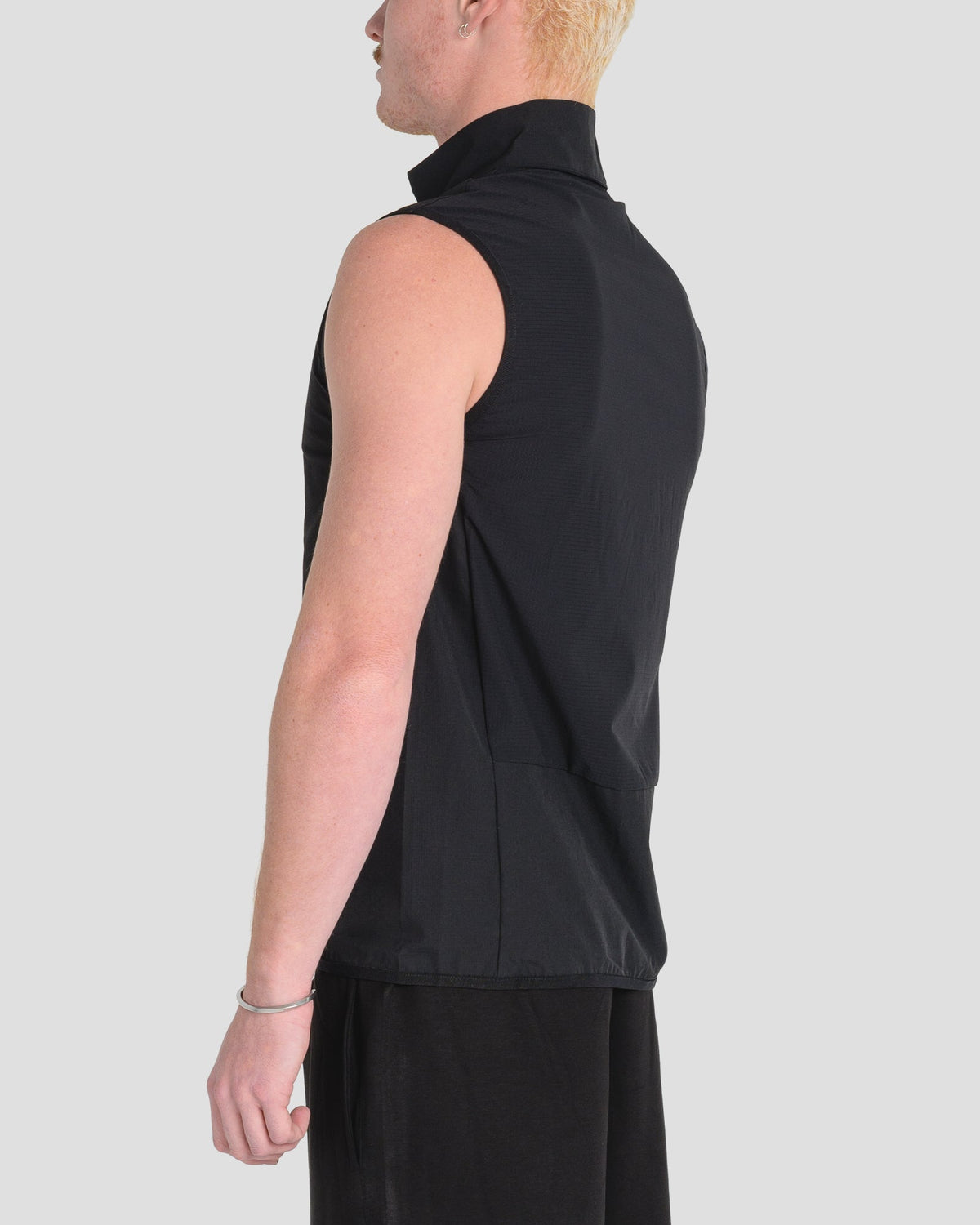 KTP APEX ZIP VEST - BLACK