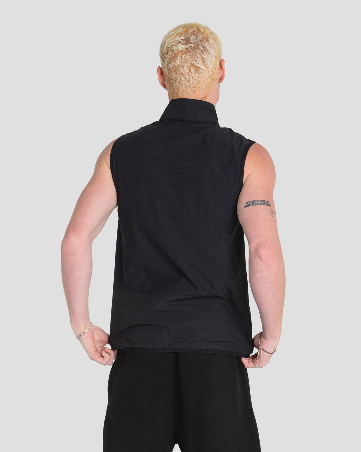 KTP APEX ZIP VEST - BLACK