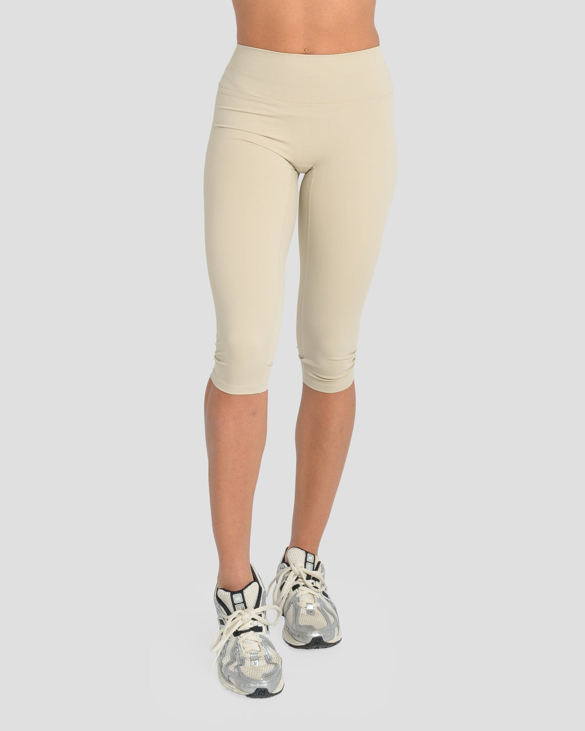 AVARI CAPRI - FEATHER GREY