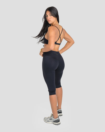 AVARI CROP - BLACK