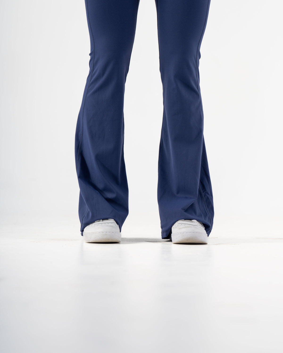 SIGNATURE FLARE PANTS REGULAR LENGTH - NAVY