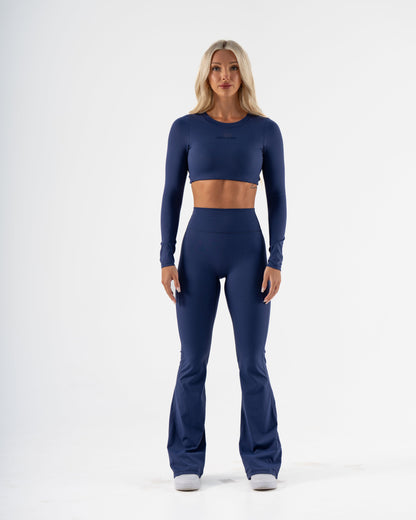 SIGNATURE LONG SLEEVE CROP - NAVY