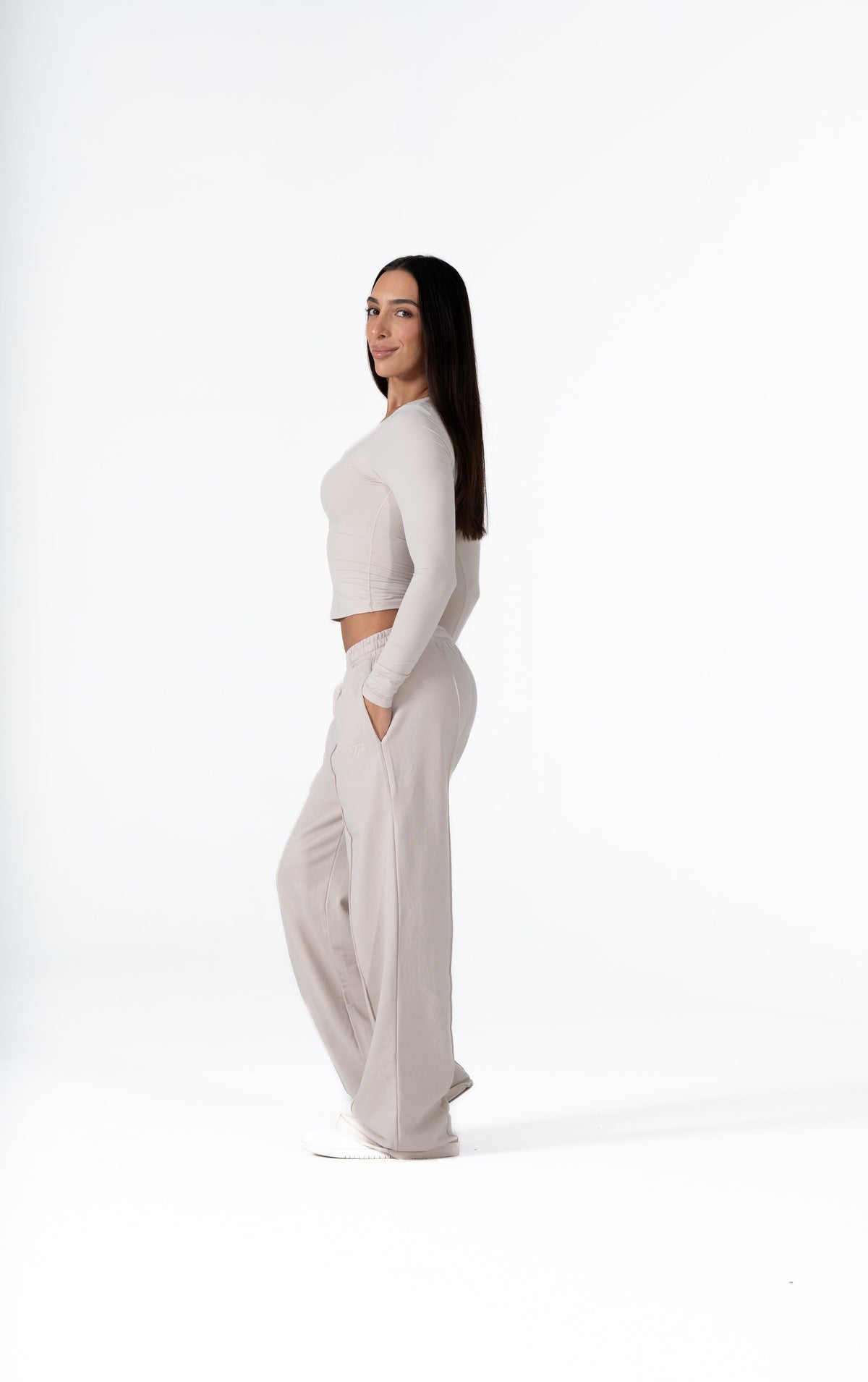 CLASSIC V-NECK LONG SLEEVE - BONE