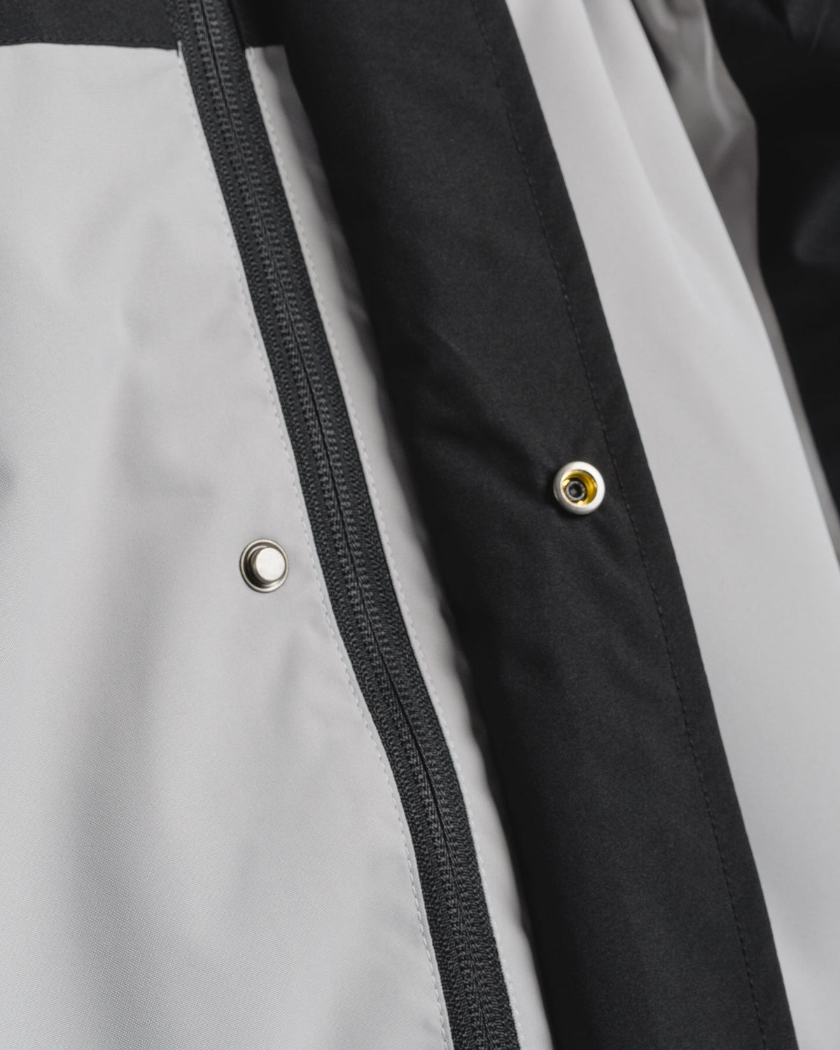 NORDIC SHELL JACKET - BLACK
